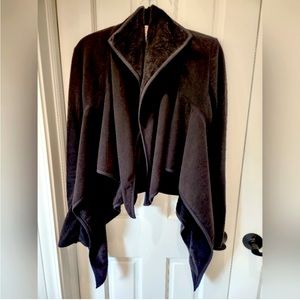 Lululemon presence of mind wrap jacket black size 2 XS/S